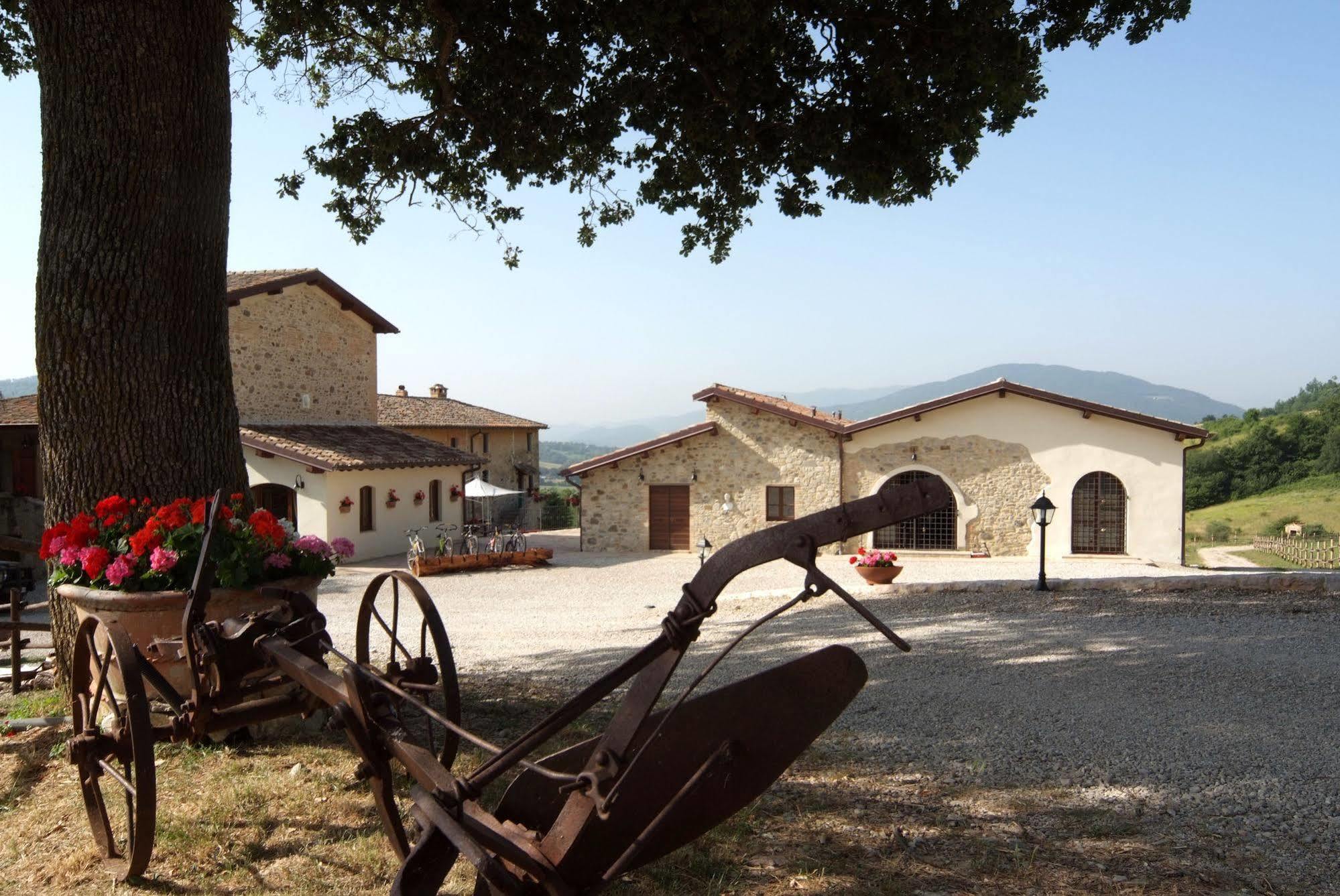 Agriturismo Goccia Di Luna Umbertide Exteriör bild