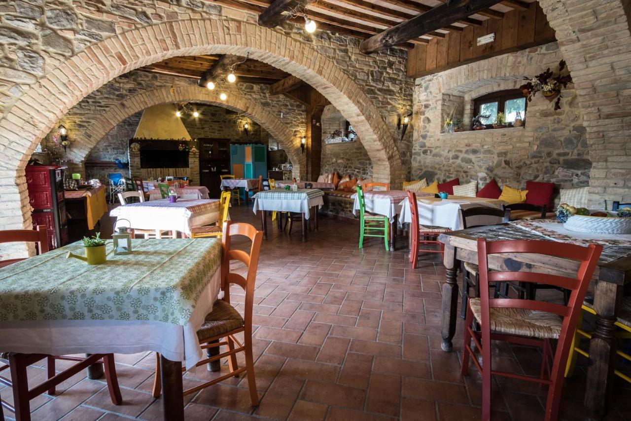 Agriturismo Goccia Di Luna Umbertide Exteriör bild