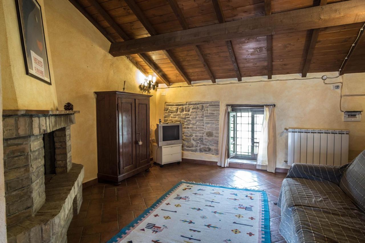 Agriturismo Goccia Di Luna Umbertide Exteriör bild